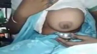 Manaivi mulaiyil paal vara vaikum aunty mulai paal videos