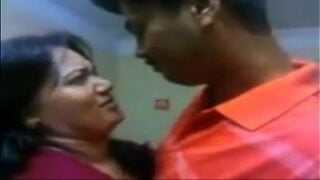 Boss Wife Kuda Affair Vachi Kiss Sex