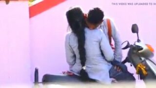 Pondicherry college couple veethiyil semaya ool seiyum sex videos