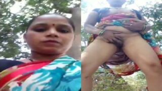 Pollachi village aunty saree thuki kuthiyil viral podum sexy video