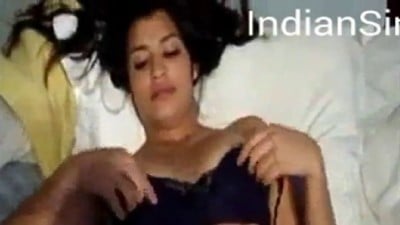 Mumbai model pen camera man pool oombi ookum sex video
