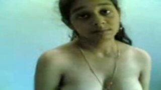 19 vayathu kanigal pool sappi ool seiyum tamil teen sex videos