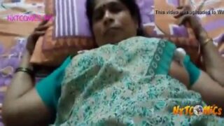 Salem amma paduthu saree thuki ookum mature sex tape