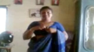 Kanchipuram aunty nudedaaga kathalan sunni sappum sex tape
