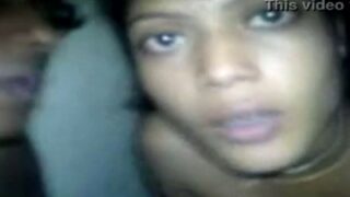 Desi pennai kiss seithukonde kuthiyil ookum sex capture