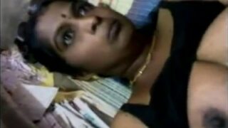 Office velai seiyum housewife pool sappum sex capture