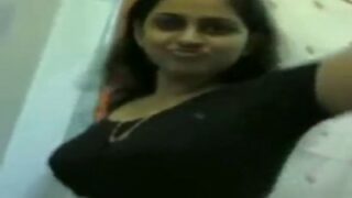 Housewife sexy saree kayati nude dance aadum hot scene