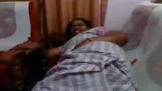 Mallu aunty nighty thuki pundai kanbikum sex capture