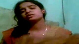 Kathali pool oombi katipidithu kiss seiyum sex capture