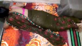 Wife saree thuki doggy nilaiyil ool seiyum HD clip