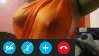 Aunty big boobs kanbithu live sex seithu kai adika vaikum ool video