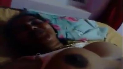 Madurai mallu aunty mega size mulai kaatum sex capture