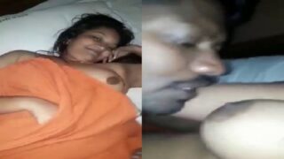 Chennai housewife big mulai pundai kaatum aabasa kaatchi