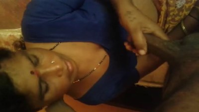 Madurai aunty wife kalla kathalan sunniyai sappum sex capture