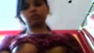 Prostitute big boobs pisaiya vitu kai adithu kanju edukiraal