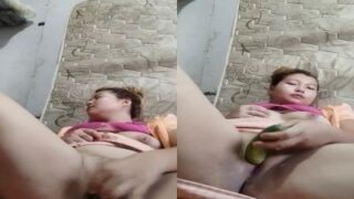 NRI maid aunty nude pundai masturbation seikiral