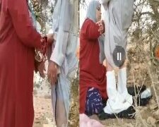 Gramathu thatha old lady kuda sernthu blowjob sex seikirar