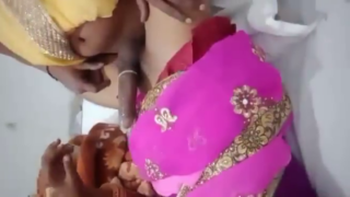 Irandu shemale soothil othu kollum sex capture