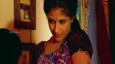 Ethir veetu sexy auntyai ilam aan thadavi ool seiyum padam