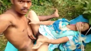 Tamil nadu hill stationil yercaud pennudan sex seithen