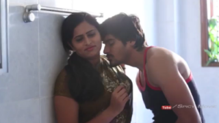 Sexy anni pavadai thuki romance ool seiyum ilam kanavan