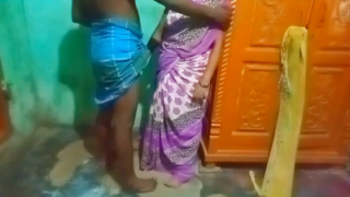 Village uncle velaikaari saree thuki matter adikiraar