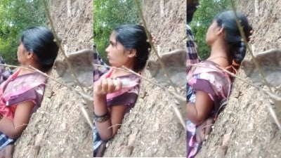 Real Trichy village aunty quick saree ool seiyum hot capture