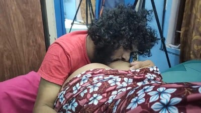 Kerala nanban Anni udan ilam aan pundai naki ool panugiraan