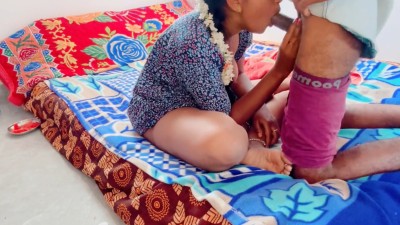 Coimbatore aunty banana sunniyai sappi pussy ool panugiraal