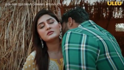 Magalin thozhi udan ool panum appa in sex movie trailer