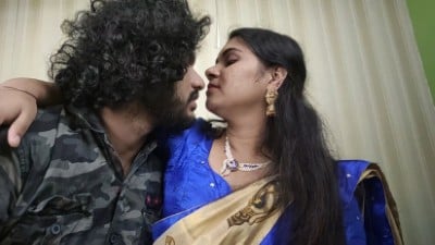 Kerala married Anniyai thadavi saree fuck panum kozhunthan