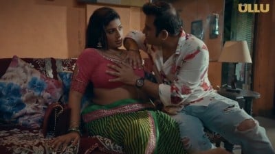Kanavan ilatha pozhuthu sexy wife kalla ool panum movie