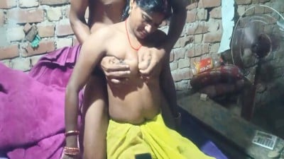 Village family anniyai kamaveriyaga kolunthan ookiran