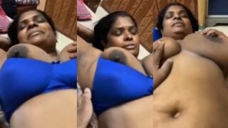 Chennai mom aunty big boobs kanbithu ool talk panugiraal