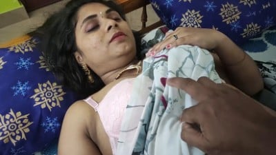 Malayalam housewife thpulil ice cream thadavi nakum kathalan