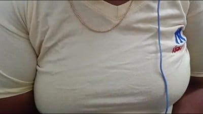 Unsatisfied tamil aunty sexy talk seithu ool podukiral