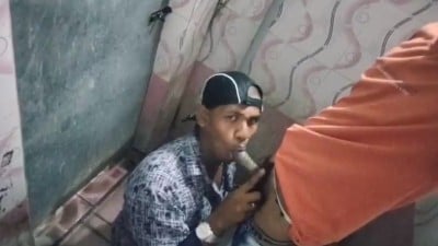 Erode bus stand bathroomil gay ilam paiyan pool sapugiran