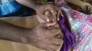 Akka magal bra kazhati mulai kambai pisaiyum mama