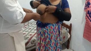 Kanchipuram aunty big mulai messure pani ool seigiraan