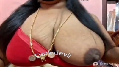 Coimbatore mallu aunty big mulai pisainthu pesugiraal