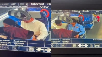 Lovers metro train ulle fuck panum outdoor capture