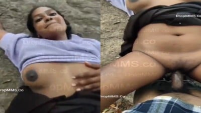 Gramathu housewife kaatil matter panum kaatchi